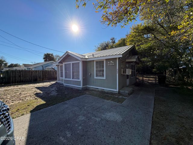 502 Wisteria Street, Panama City Beach, FL 32407