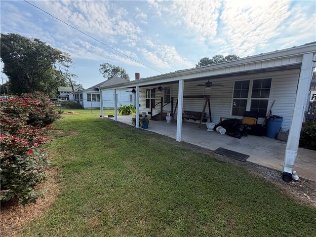 3211 S Main St Extension, Anderson, SC 29624