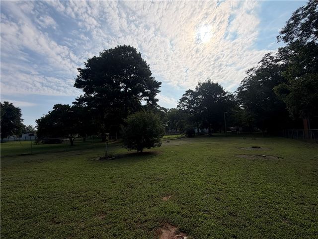 3211 S Main St Extension, Anderson, SC 29624