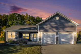 704 Ottawa Court, Buchanan City, MI 49107