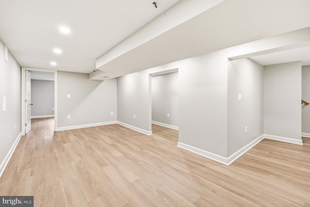 2123 N EARLEY ST, Alexandria, VA 22302