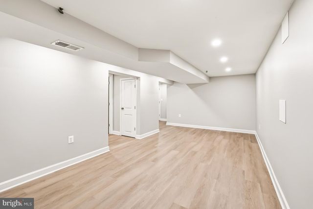 2123 N EARLEY ST, Alexandria, VA 22302