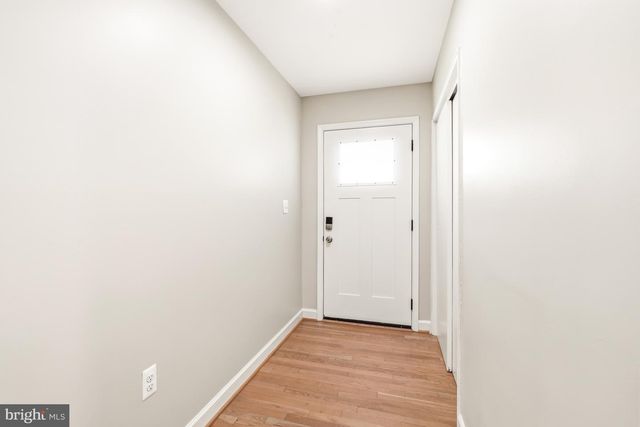 2123 N EARLEY ST, Alexandria, VA 22302