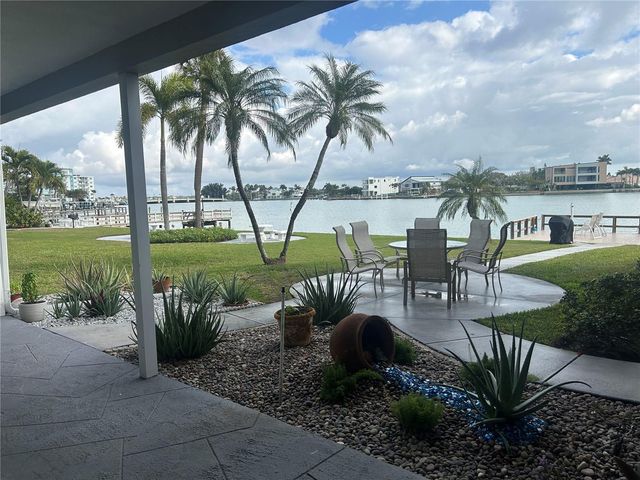 129 104TH AVENUE 101, Treasure Island, FL 33706