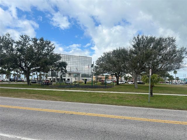 129 104TH AVENUE 101, Treasure Island, FL 33706