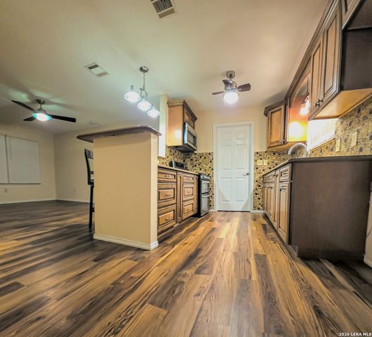 347 Bertetti, San Antonio, TX 78227