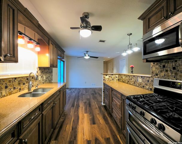 347 Bertetti, San Antonio, TX 78227