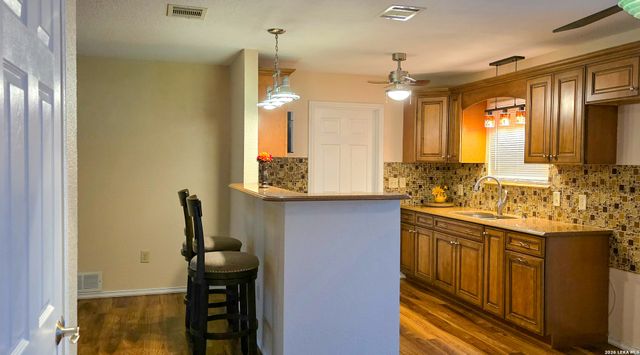 347 Bertetti, San Antonio, TX 78227