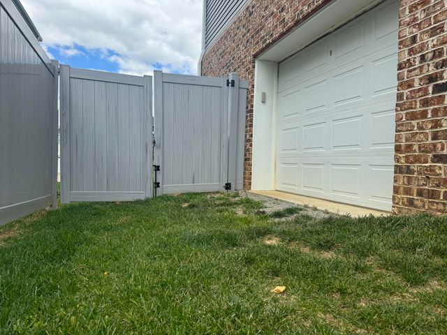 146 Hawthorne Drive, Winchester, KY 40391