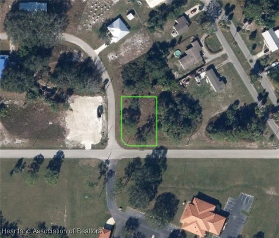 1000 Lincoln Road NE, Lake Placid, FL 33852