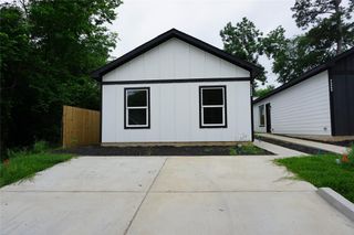 9768 Black Gum Street, Willis, TX 77318