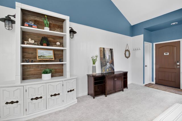 1061 Plymouth Dr, Tracy, CA 95376