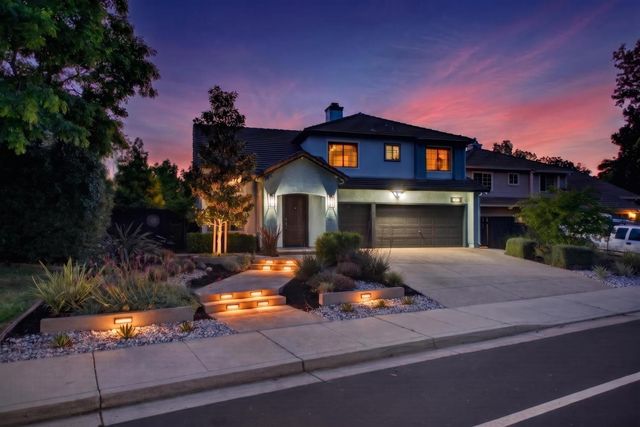 1061 Plymouth Dr, Tracy, CA 95376