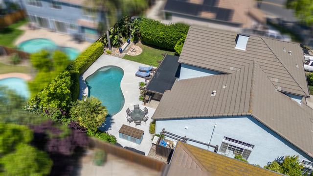 1061 Plymouth Dr, Tracy, CA 95376