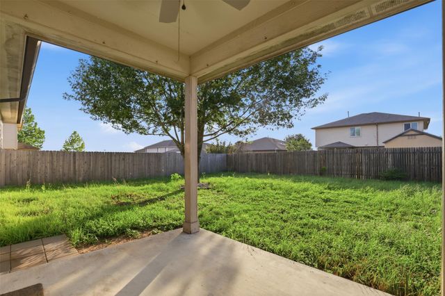 448 Nottingham LOOP, Kyle, TX 78640