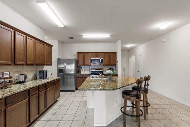 901 Opal Path, Princeton, TX 75407