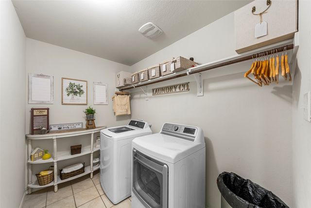 901 Opal Path, Princeton, TX 75407