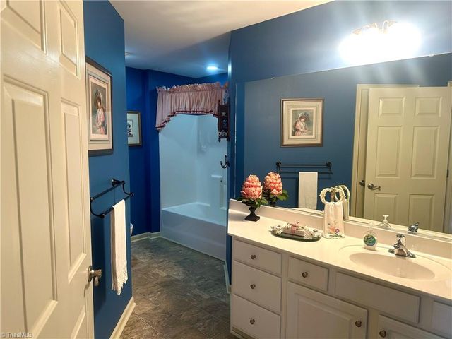 3464 Waterwheel Circle, Winston-salem, NC 27103