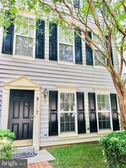 9742 WASHINGTONIAN BLVD, Gaithersburg, MD 20878