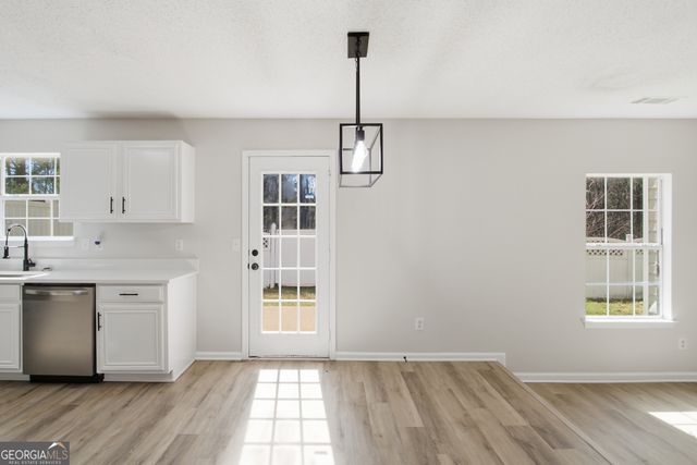 6009 RedTop Loop, Fairburn, GA 30213