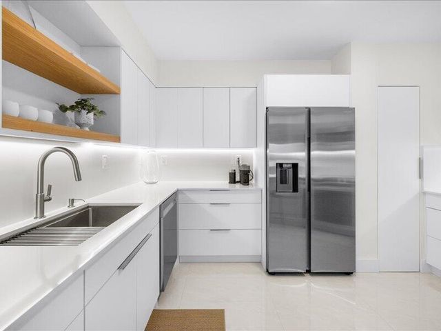 18260 N Bay Road 418, Sunny Isles Beach, FL 33160