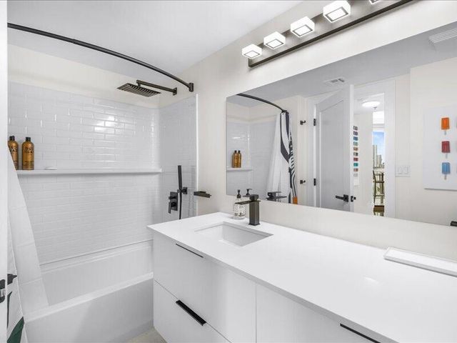 18260 N Bay Road 418, Sunny Isles Beach, FL 33160