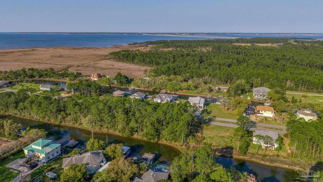 0 Bayshore Pkwy, Milton, FL 32583