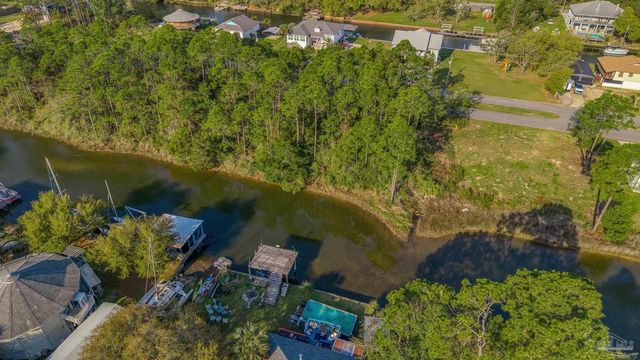 0 Bayshore Pkwy, Milton, FL 32583