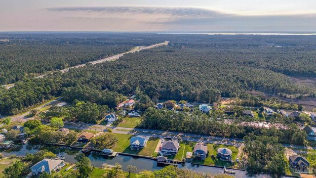 0 Bayshore Pkwy, Milton, FL 32583
