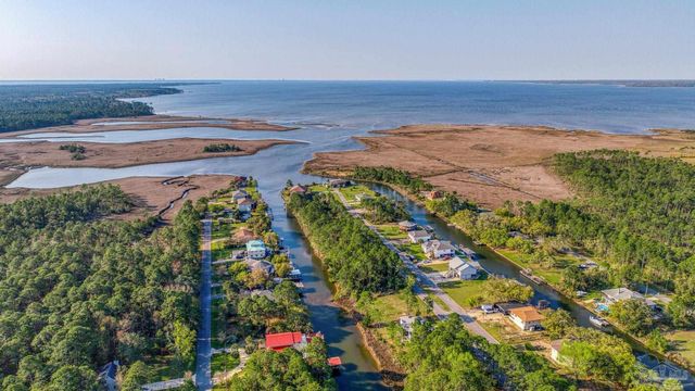 0 Bayshore Pkwy, Milton, FL 32583
