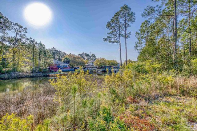 0 Bayshore Pkwy, Milton, FL 32583