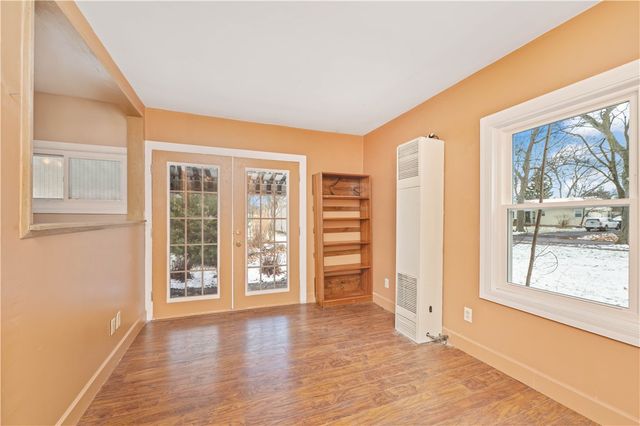 31 Glen Parkway, Rochester, NY 14609