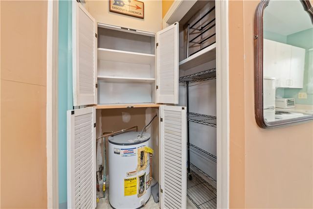 31 Glen Parkway, Rochester, NY 14609