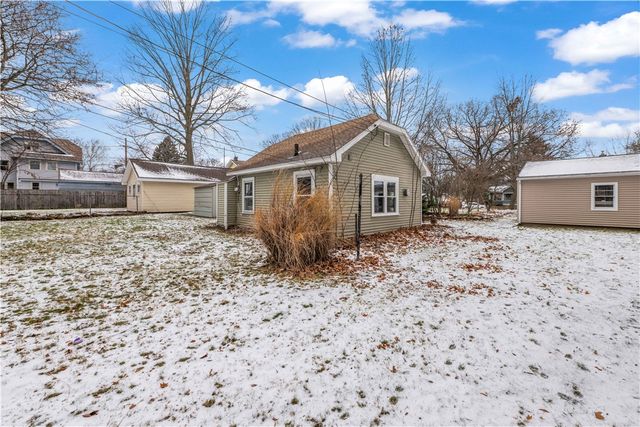 31 Glen Parkway, Rochester, NY 14609