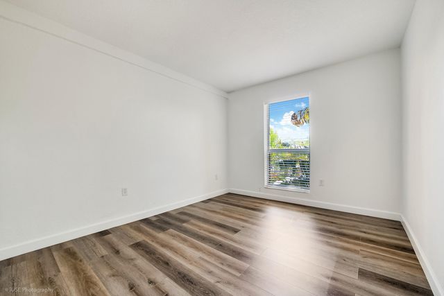 8950 SW 69th Court 311, Pinecrest, FL 33156