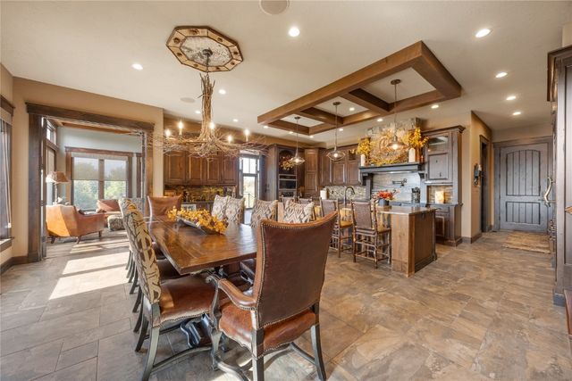 1720 Stillwater Pass, Cedar Rapids, IA 52403