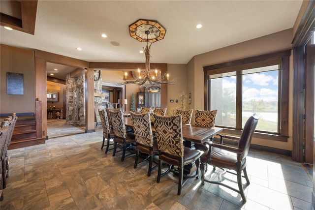 1720 Stillwater Pass, Cedar Rapids, IA 52403