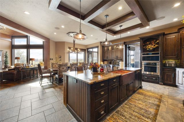 1720 Stillwater Pass, Cedar Rapids, IA 52403