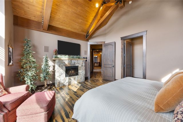 1720 Stillwater Pass, Cedar Rapids, IA 52403