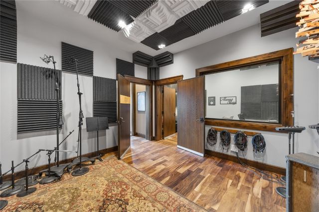 1720 Stillwater Pass, Cedar Rapids, IA 52403