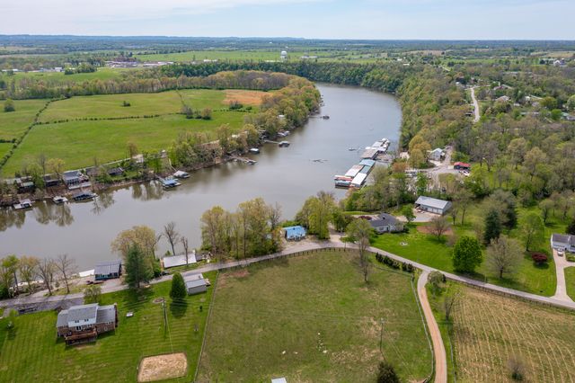 178 Lakeview Point Road, Harrodsburg, KY 40330