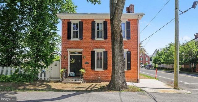 124 3RD ST, Boiling Springs, PA 17007