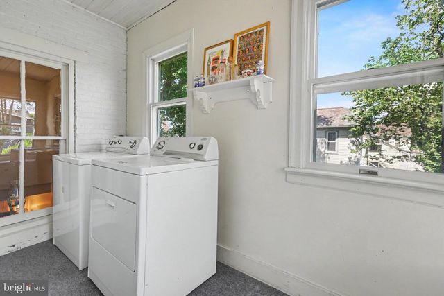 124 3RD ST, Boiling Springs, PA 17007