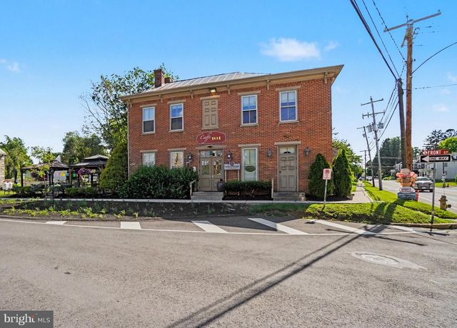 124 3RD ST, Boiling Springs, PA 17007