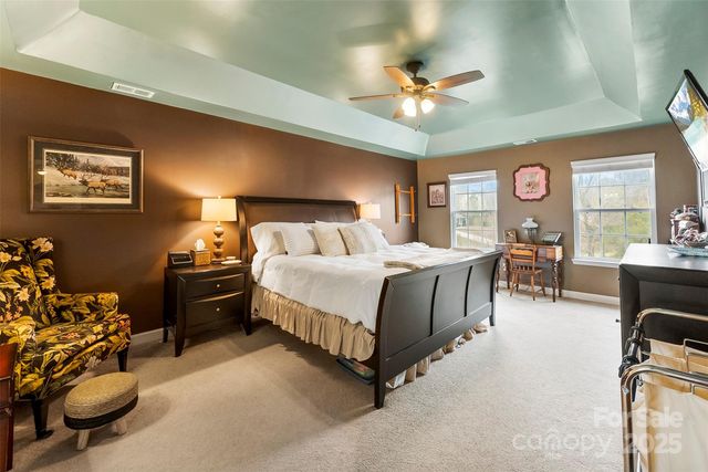 1086 Arrowhead Drive SE, Concord, NC 28025