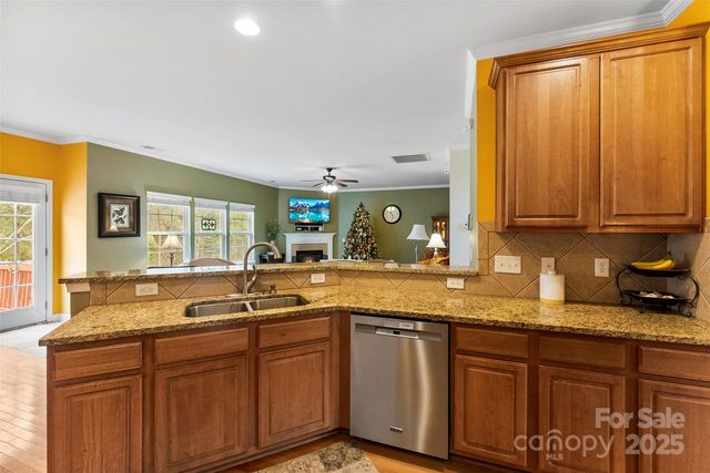 1086 Arrowhead Drive SE, Concord, NC 28025