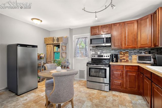 1039 Norwood Avenue, Colorado Springs, CO 80905