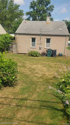 2220 Rowland Avenue, Royal Oak, MI 48067