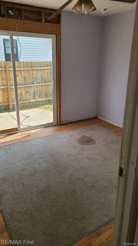 2220 Rowland Avenue, Royal Oak, MI 48067