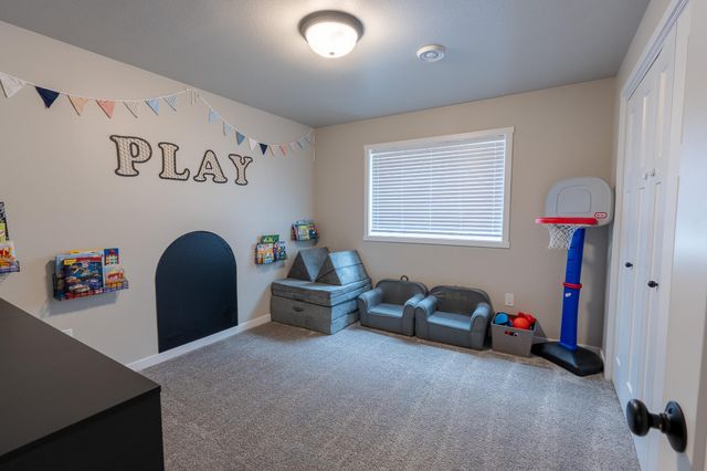 4744 Hampton Loop S, Moorhead, MN 56560